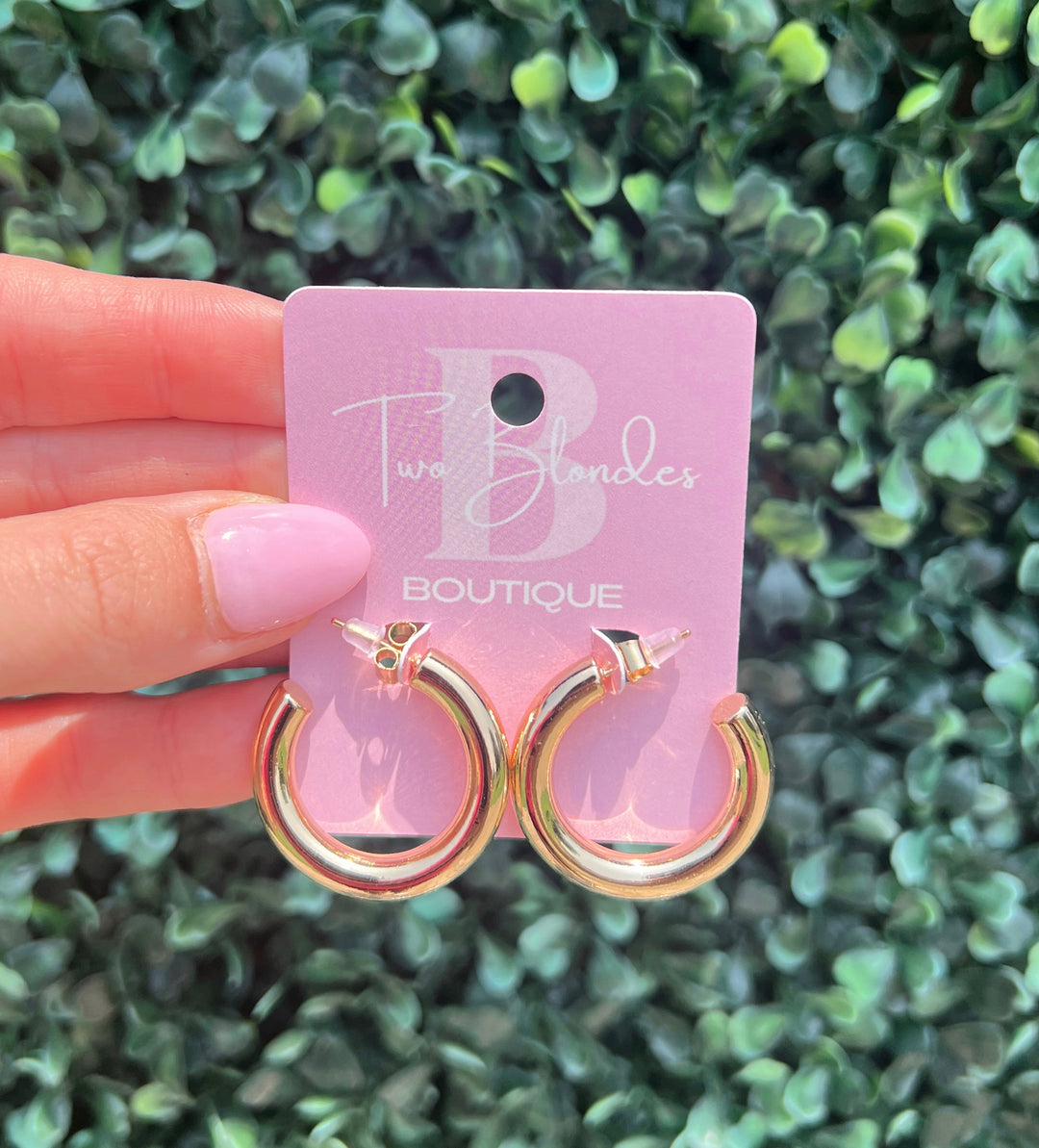 The Everyday Gold Hoop